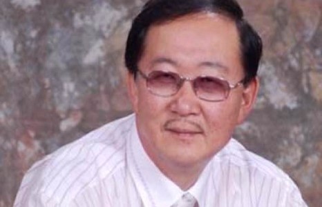 Х.Бадамсүрэн сонгуулийн хууль зөрчин гэр, машин, трактор тараажээ 