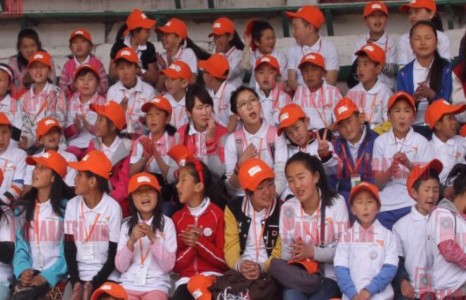 Алдрай бяцхан үрстээ ЭХ ҮРСИЙН БАЯРЫН мэнд хүргэе!!!