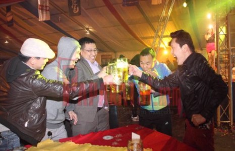 НАЙЗУУДЫН “ХАЛБАГА ПИВО”-НЫ ДАЛИМ