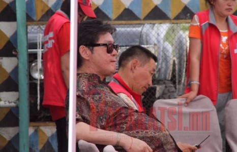 “ӨРГӨӨ” ХАМТЛАГИЙН ДУУЧИН БАРХАС