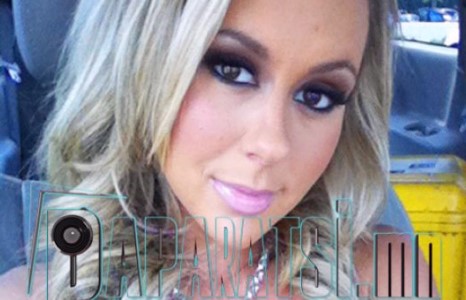 Порно од бүсгүй Чарли Шинтэй секс хийсэн үү...