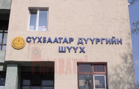 Н.Энхбаяр шүүх хуралд хүрэлцэн ирлээ