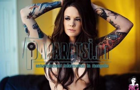  ”Плейбой” баяртай. Suicide Girls урагшаа...