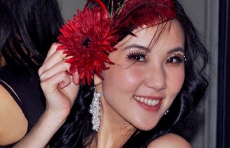  ШИНЭ ҮЕИЙН ПОП ДИВА ҮРГЭЛЖЛЭЛ ДУУЧИН ЭГШИГЛЭН