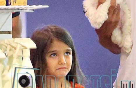 Том Крузын охин “савж унажээ”