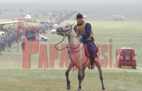  ХУРДАН МОРИНЫ УРАЛДААНД “БАТ-ЭРДЭНЭ”ҮҮДИЙН ХӨЛГҮҮД ӨНГӨТЭЙ БАЙНА