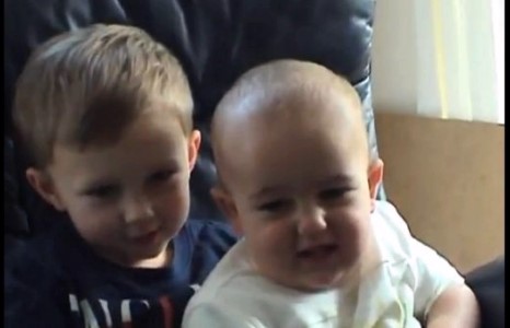 Ингэж хазах байсан юм уу тэ? хахаха