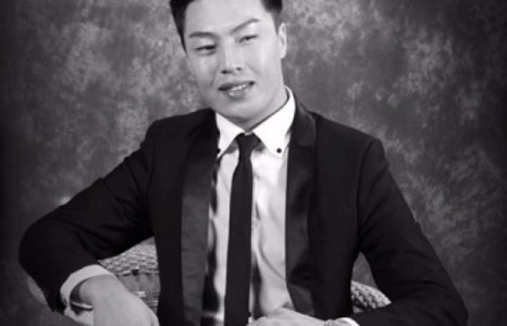 Дуучин Я.Гэрэлчулуунд нутгийн ах нар нь LEXUS 470 бэлэглэжээ.