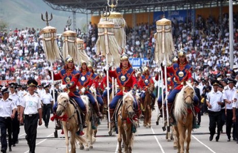 Наадмын үзвэрийн хувиар