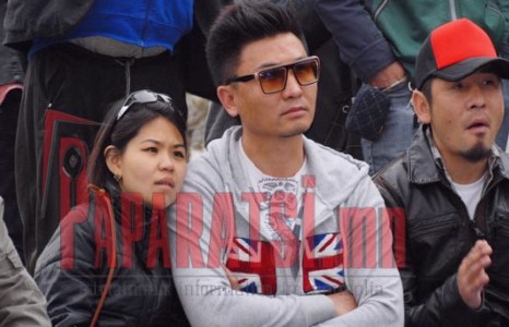  “Hey hey”-ийн Ханхүү гадаад бүсгүйтэй хуримлана.