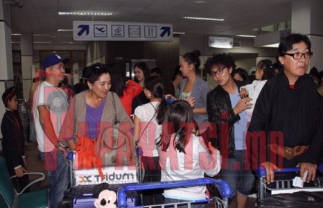 Жүжигчин Бат-Өлзийн том хүү холын газраас хоосонгүй