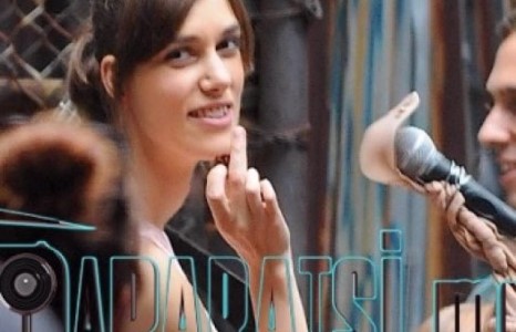 Рокер Кира Найтлигийн F..ck