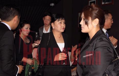 УИХ-ын гишүүн Оюунхорол хүлээн авалтанд 