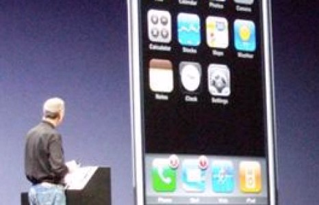 Шинэ iPhone гарснаар Америкийн ДНБ өснө