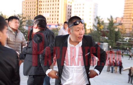 Жүжигчин Ялалт папарацци-д