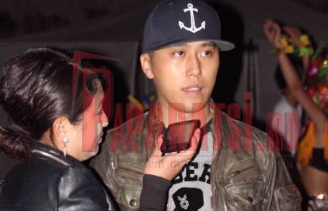 Үглээ дуучдын ам үргэлж цангаастай