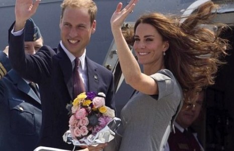 Гүнгийнхэн Азид айлчлахаар мордлоо