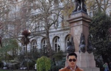 Монголын “хүсэмжит” залуу