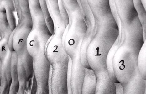 Нүцгэн эрчүүд ирэх оны хуанлид залрав