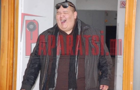 Бондгор бүжгийн фанат болжээ