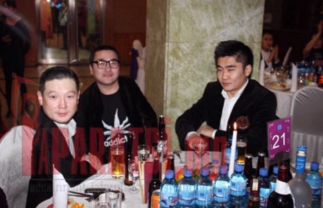 Батсүхийн шилгүй имиж