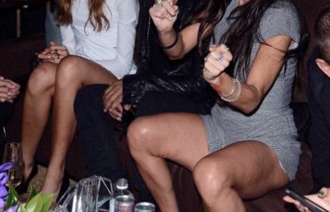 Деми Мурын этгээд авир согтсоноос болов уу эсвэл...