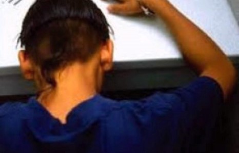 Дархан-Уулд найман настай хүүг барьцаалж, эцэг эхээс нь 100 сая төгрөг нэхсэн хэрэг гарав