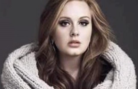 Адель хүүгийнхээ нэрийг бодсоор