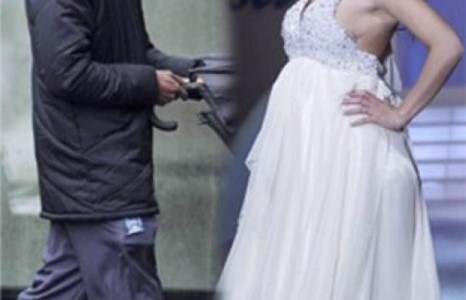 Марио Балотелли аав болжээ