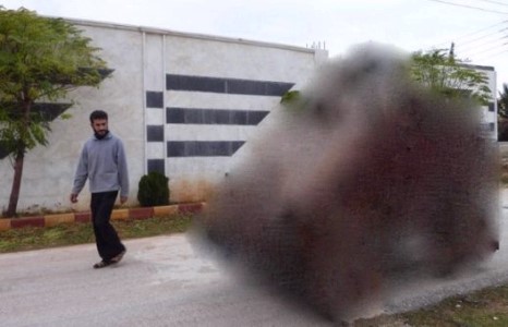 Гар аргаар хийсэн танк