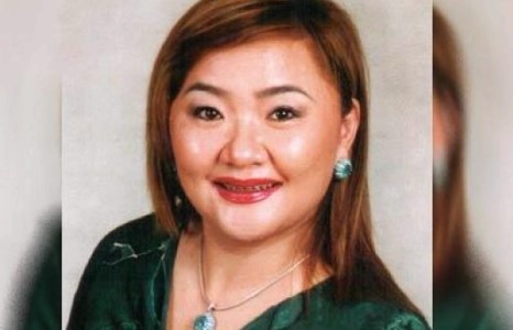 Би Монгол хүн бүрээс уучлалт гуйж байна