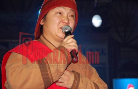 Бүсгүй хүн,эр нөхрийнхөө хажууд арга түшиж төрөх хамгийн нандин мэдрэмж