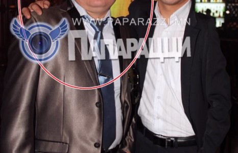 Жүжигчний мэргэжлийг өвлөсөн Т.Анар