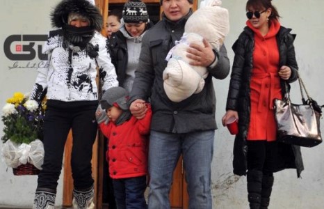 Түвшинбаяр охинтой боллоо