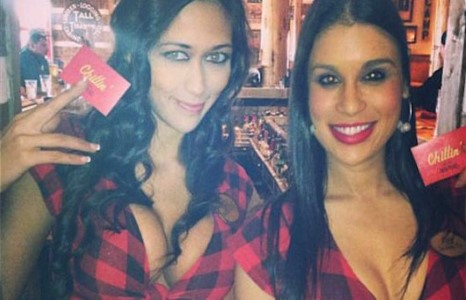 Нэгэн дэлгүүрийн худалдагч нар