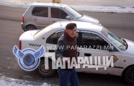 “Сайн уу? Баяраа, баяртай Баяраа”