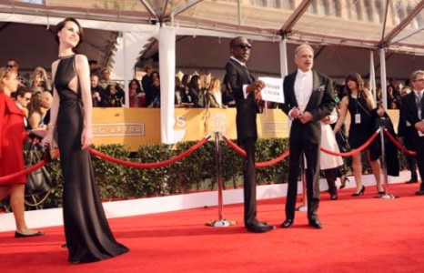 2013 SAG Шагнал гардуулах ёслол: Хамгийн гоё болон муухай хувцасласан одууд