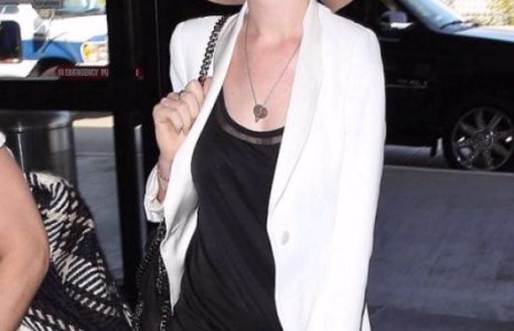 Энн Хэтэуэйн “хуучин” моод  