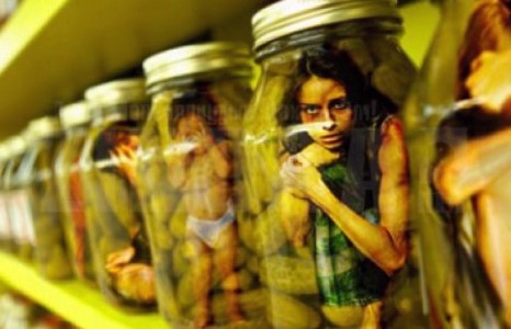 Хүний наймааны золиос болсон Монголчууд: Бээжинд 120, Хөх хотод 60-70 орчим байна