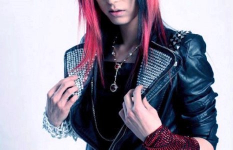 Visual Moon хамтлагийн Тэмүлэн