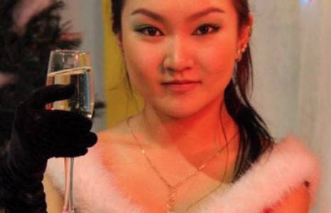 Олон улсын уралдаанаас тэргүүн байр эзэллээ