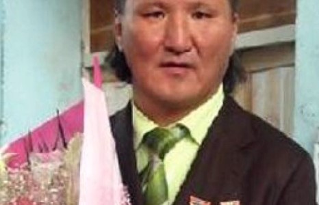 Арго багш “бухимдав”