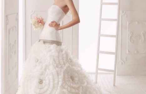 Энэ зуны хуримын үзэсгэлэнт даашинзууд