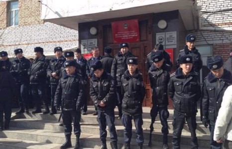 СХД-ийн тойргийн хорооныхон тамгаа аваад зугтжээ