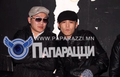  “Мөнхийн рэп”-ийн Лхагваа царай алджээ.  