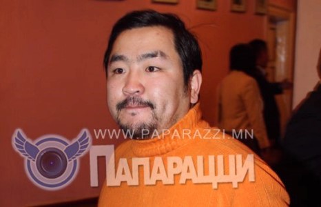 “Guys 666” хамтлагийн Х.Бат-Ундрал тод өнгөнд дуртай 