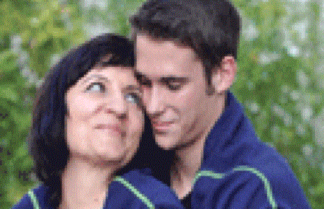 14 ба 41. Энэ жинхэнэ хайр уу...