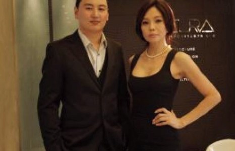 Хөгширдөггүй хатагтай