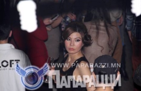 Жүжигчин Отгонцэцэг одоо од уу?