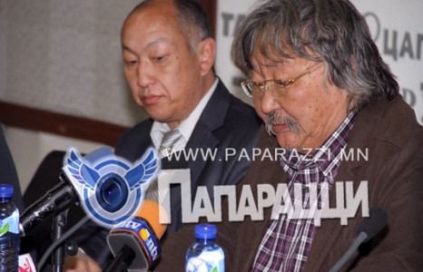 Б.Лхагвасүрэн: ”Монгол тулгатны зуун эрхэм” нэвтрүүлэгт Ерөнхийлөгч Ц.Элбэгдорж оролцсон нь цэвэр уран бүтээл